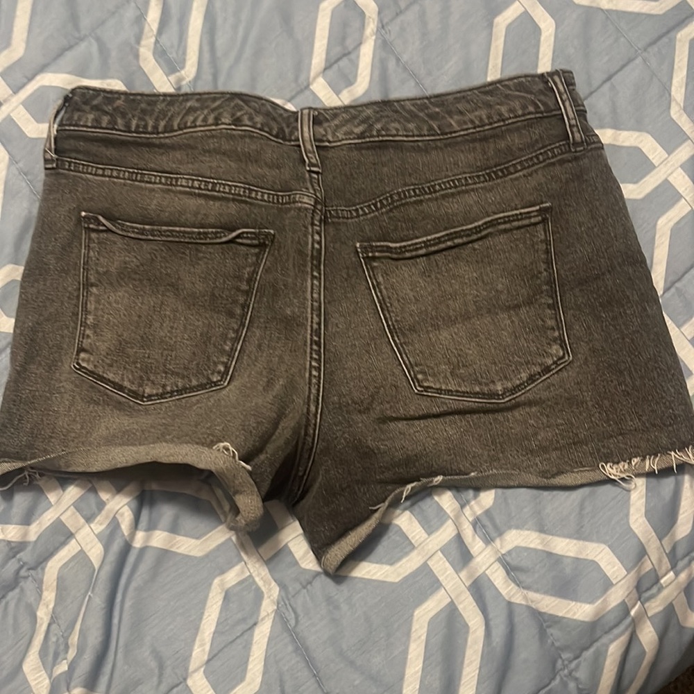 Universal Thread shorts - Picture 4 of 4